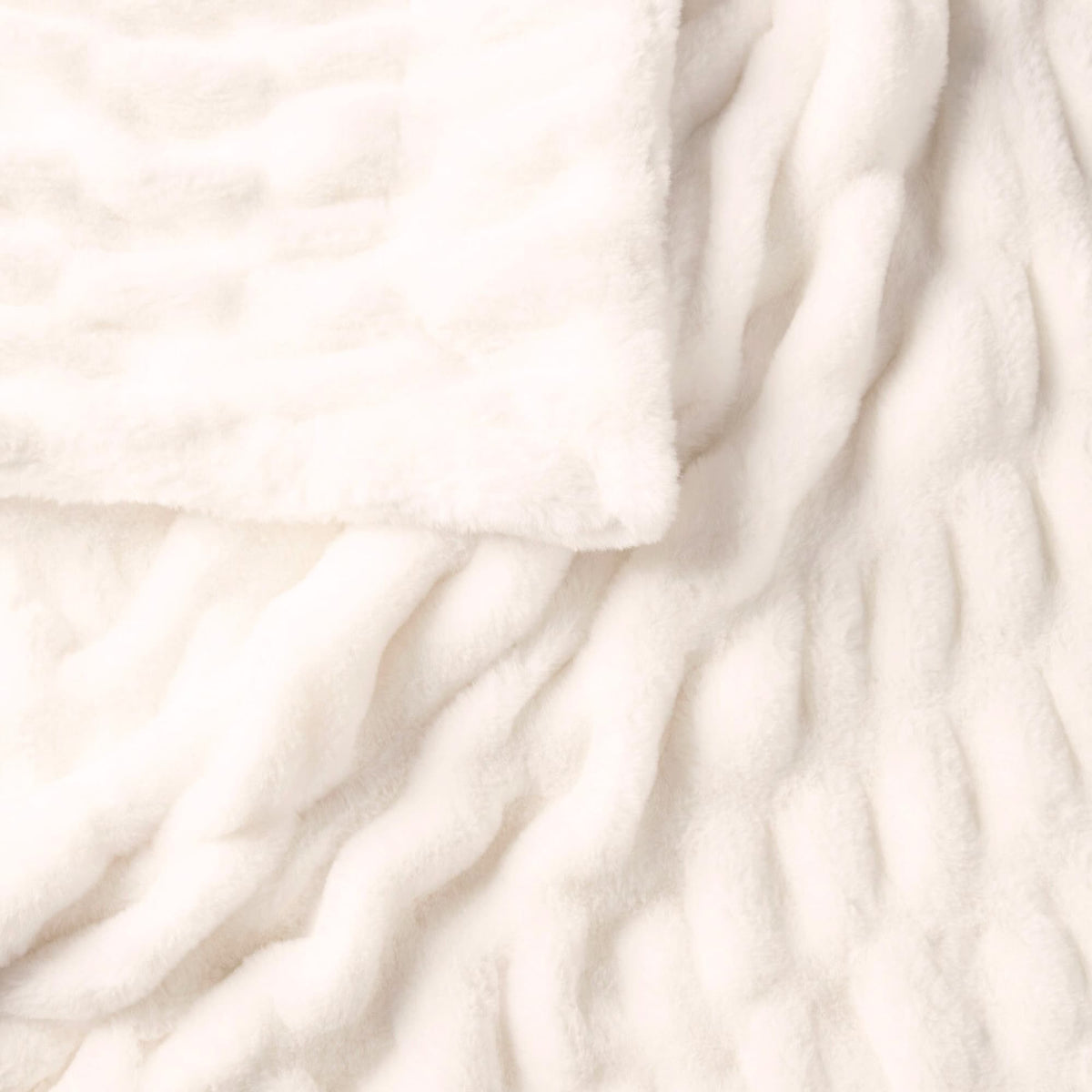 Rippled Faux Fur Throw Blanket Moon Pod