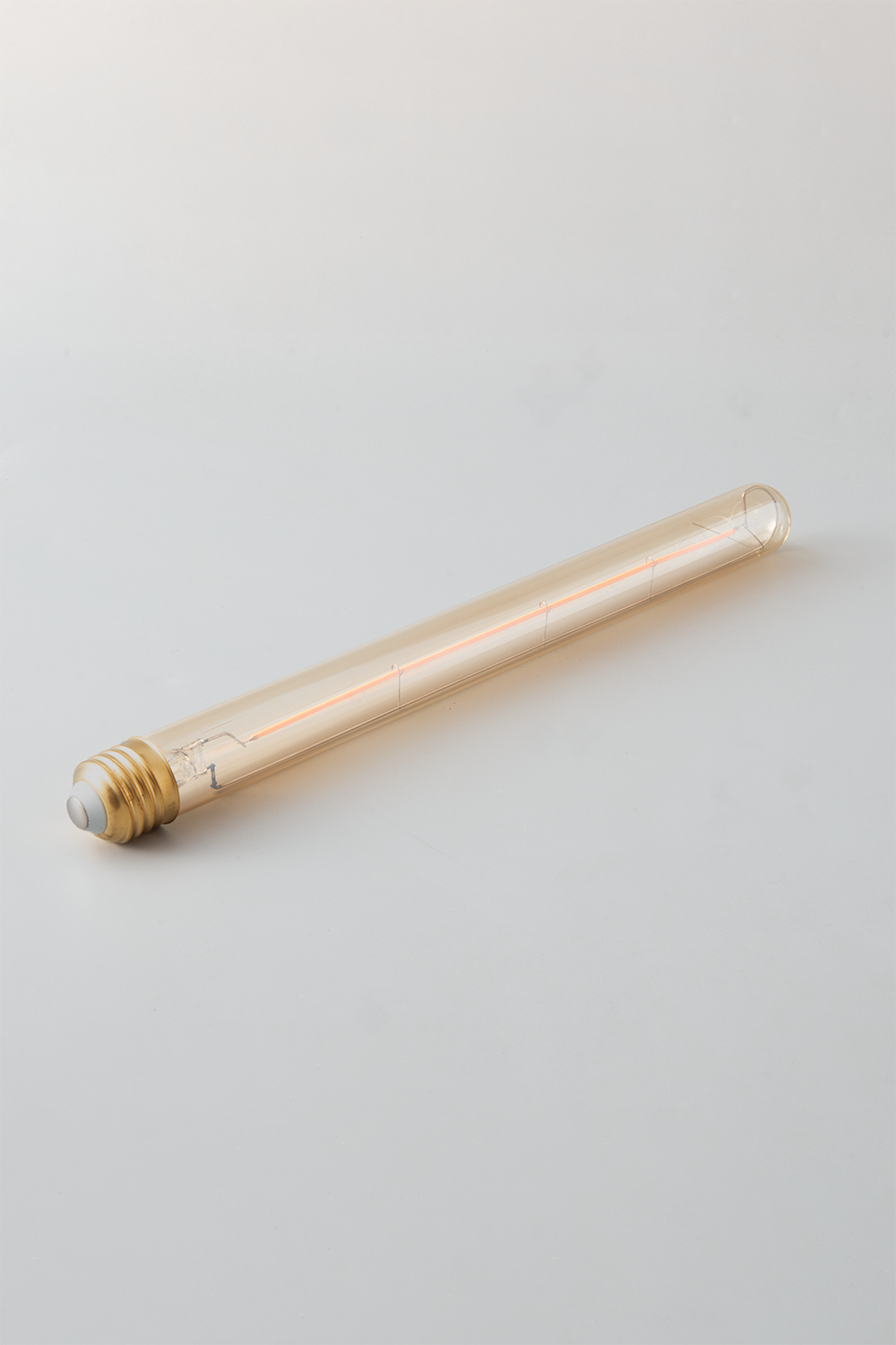 Goldenline T8 LED Bulb