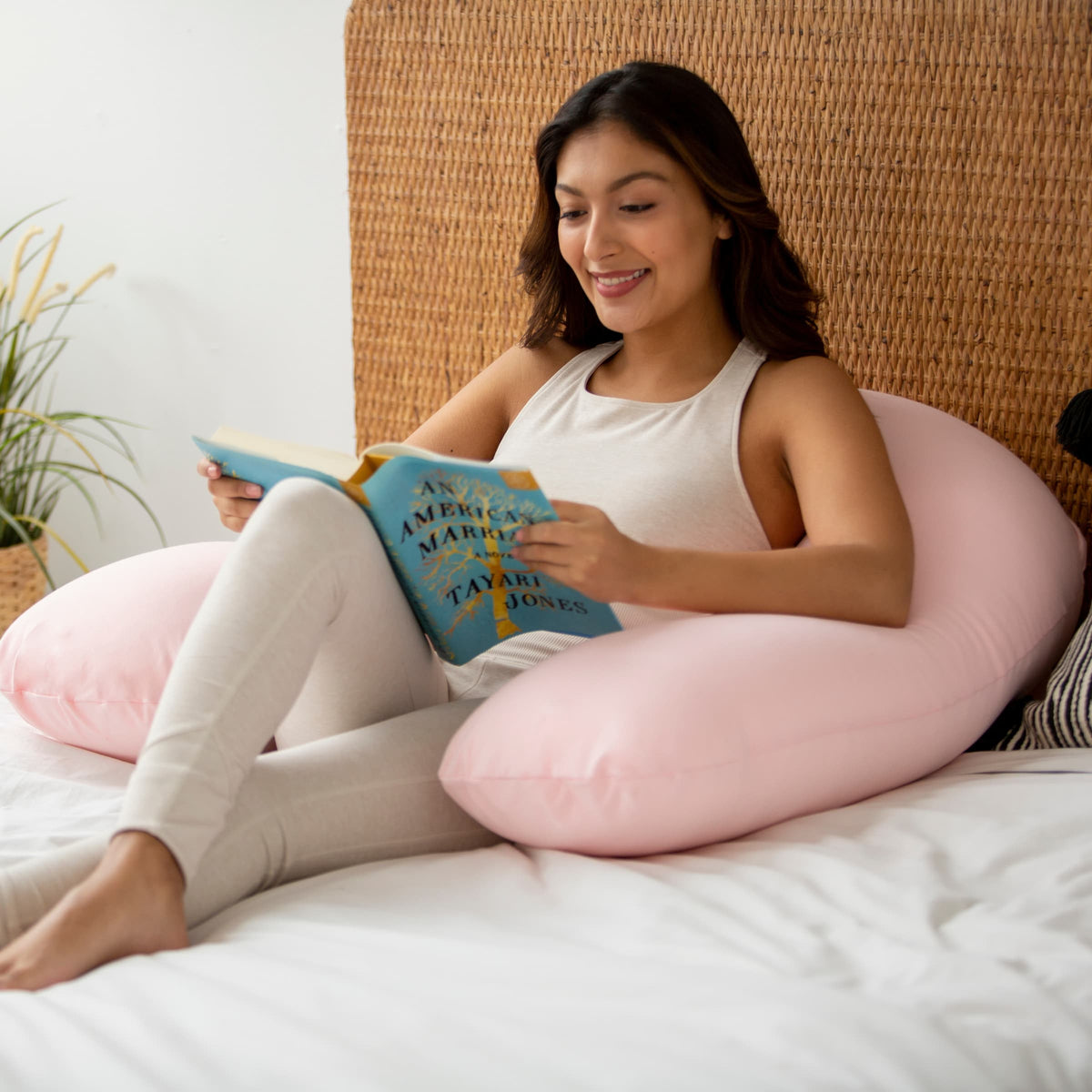 Crescent Backrest Moon Pod