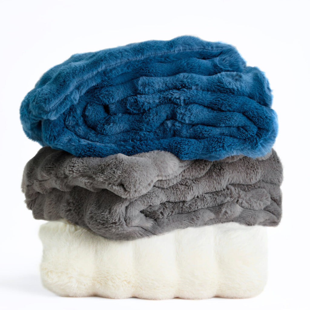 Cosmic Wave Throw Blanket Moon Pod