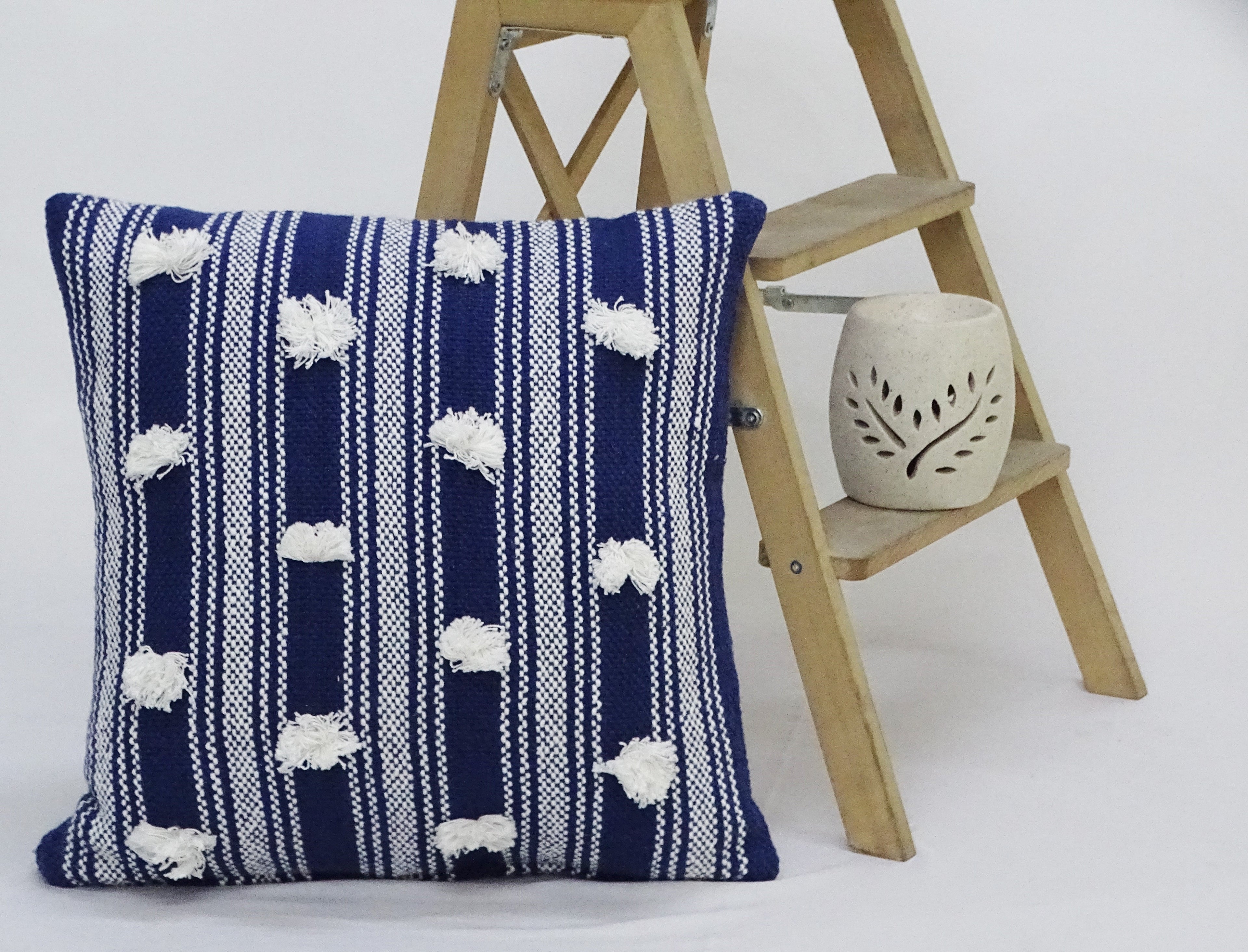 Blue 20" X 20" Decorative Throw Pillow with Pom Pom Vibhsa