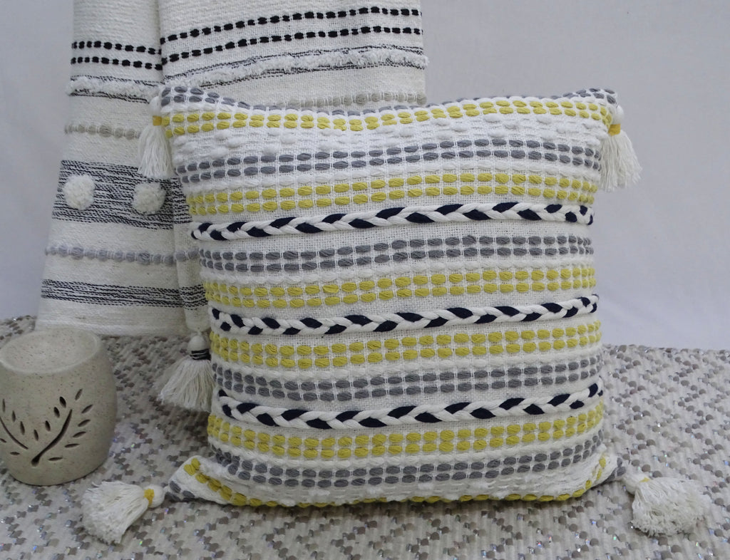 Throw Pillow with Braids for couch Vibhsa