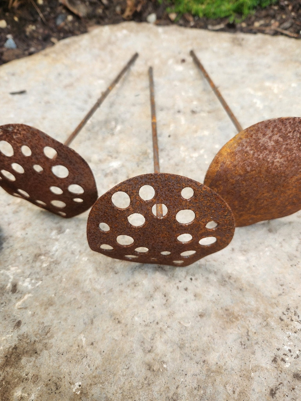 3-Pack Metal Lotus Seed Pod Garden Stakes Northern Forge, LLC