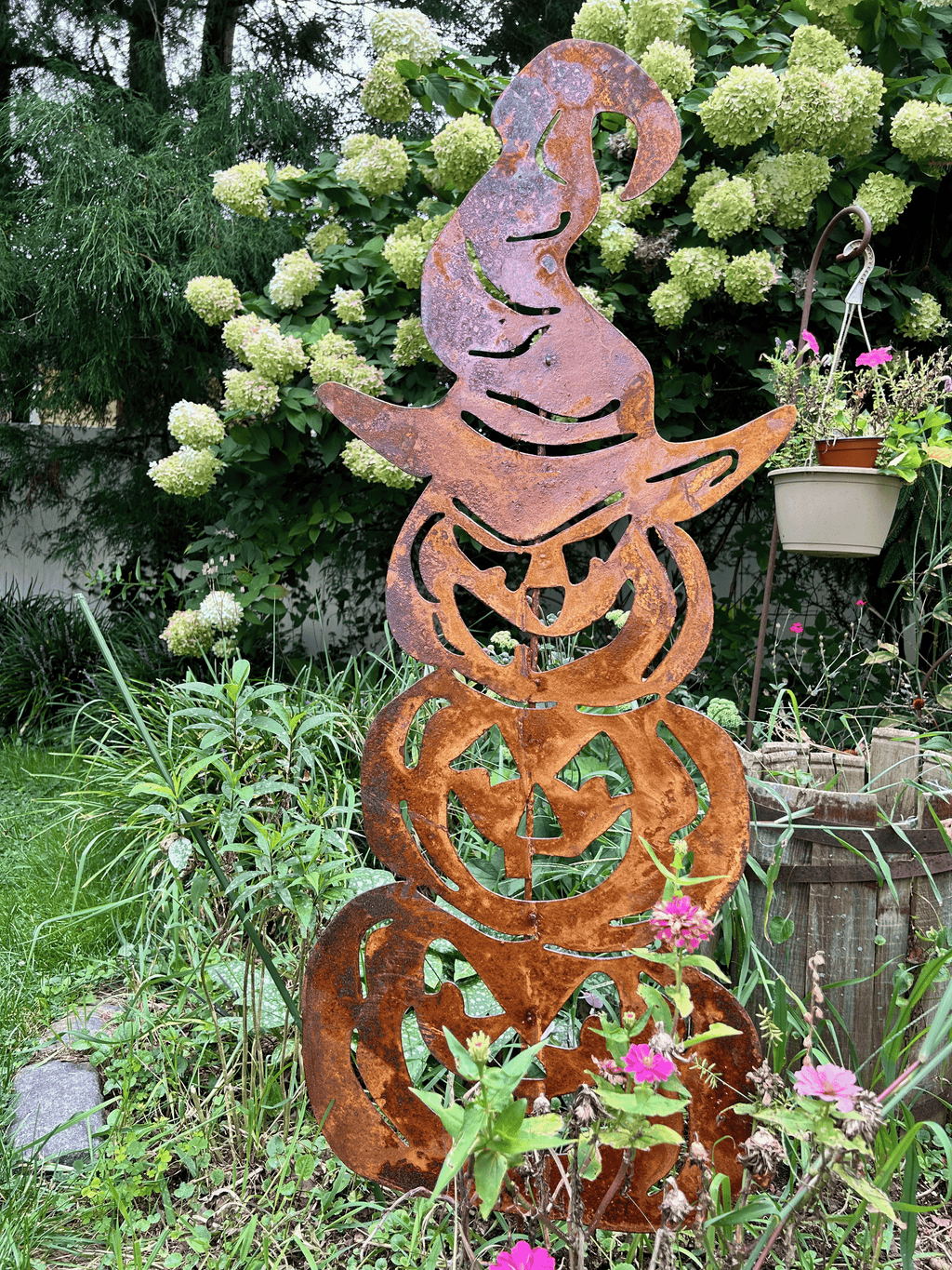 Three Stacked Pumpkins / Outdoor Halloween Decoration Rustica Ornamentals