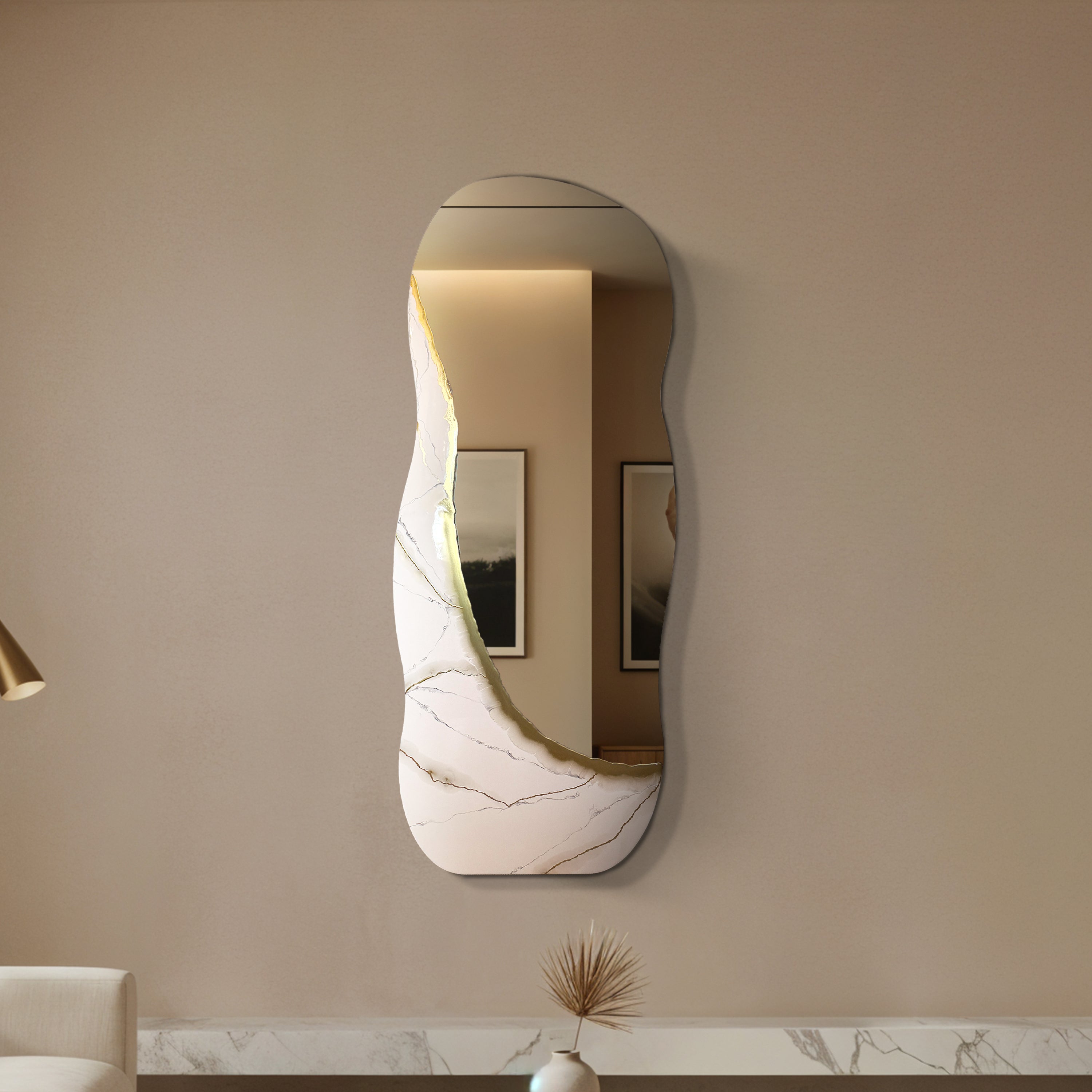 Ivory Vein – Freestanding Irregular White Marble Wall Décor Tatiana & Glen