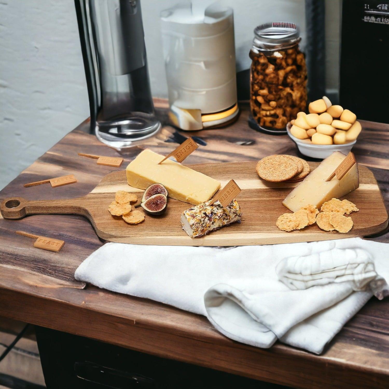 Board + Bamboo Markers | 23x8" Gia Roma