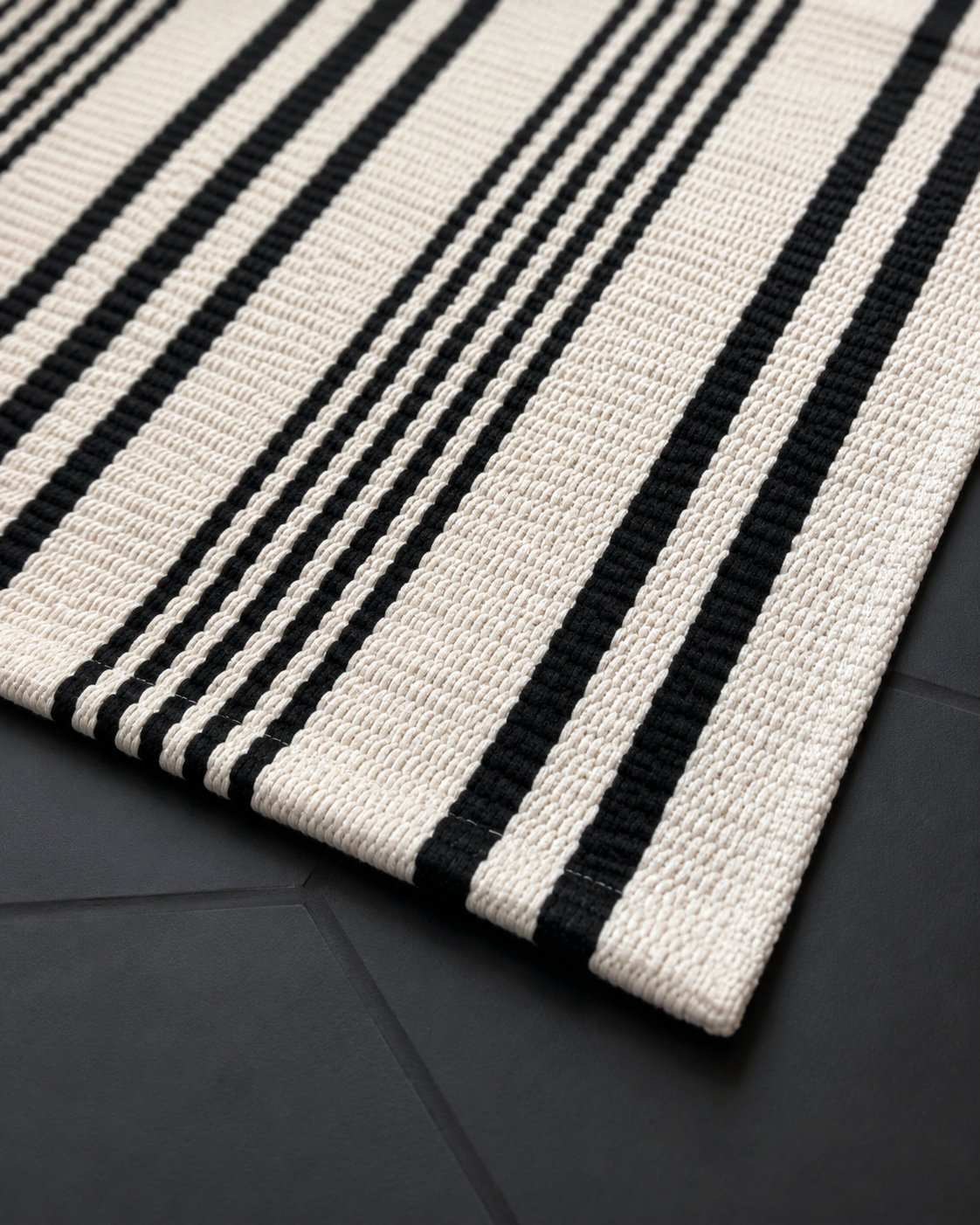 Amara Accent Rug Busa Designs
