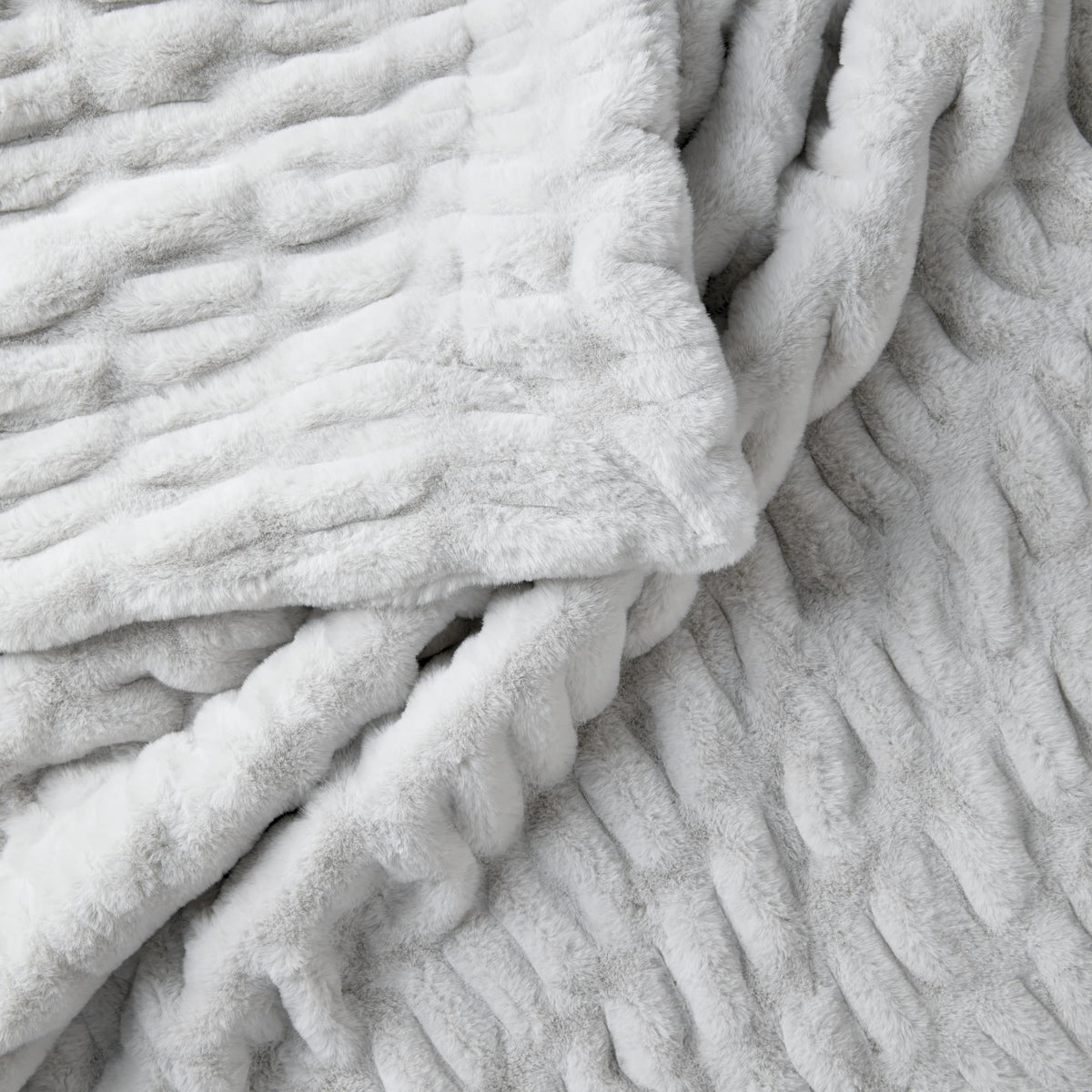 Rippled Faux Fur Throw Blanket Moon Pod