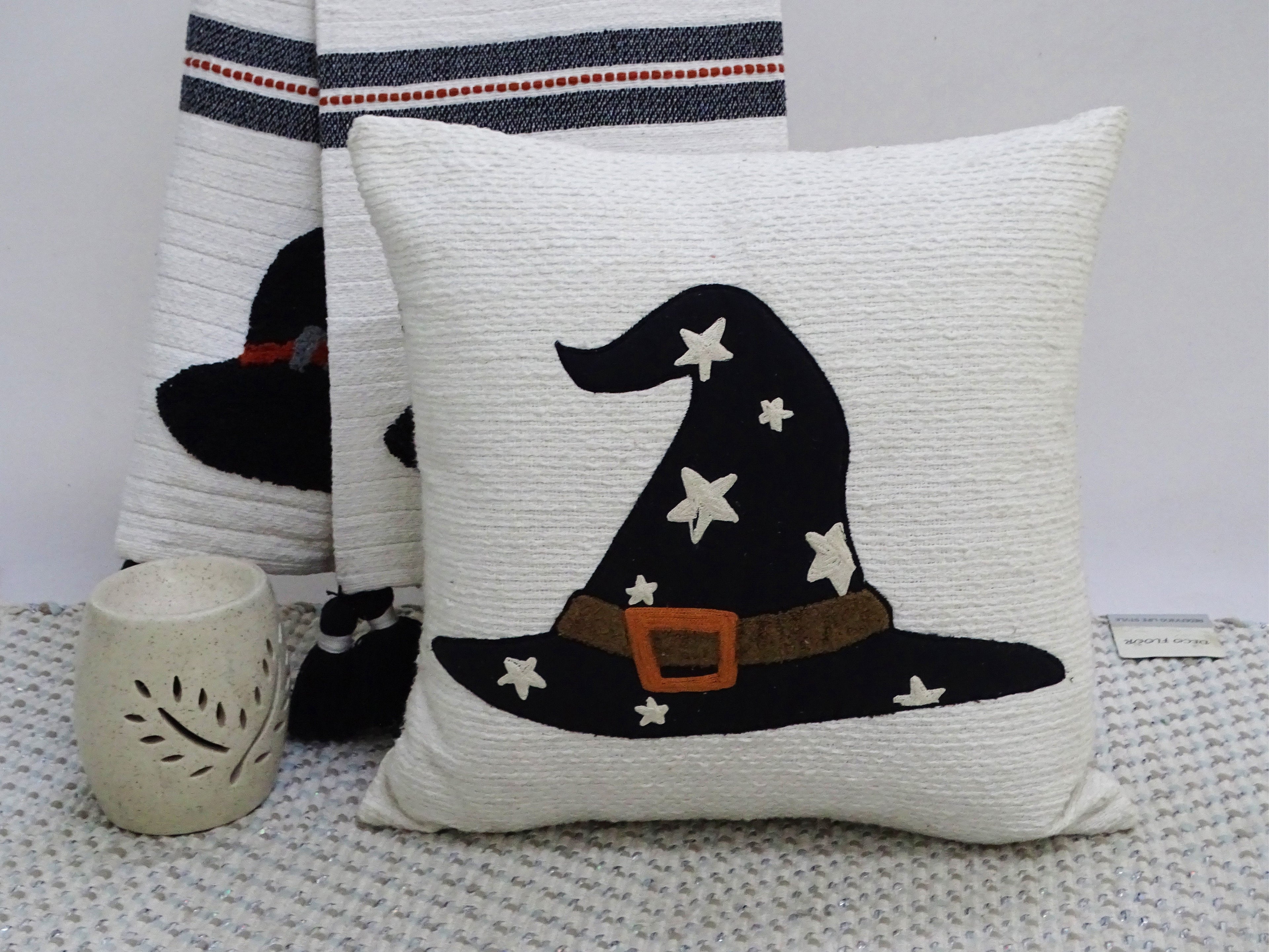 Halloween Decorative Throw Pillow 20" x 20" Vibhsa