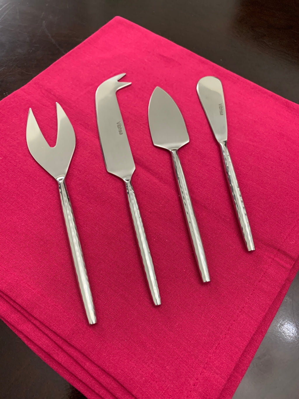 Cheese Knives Stainless Steel set of 4 hand forged, Silver Vibhsa