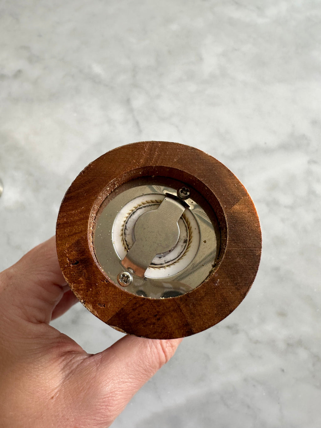 Portofino Acacia Salt and Pepper Grinders – Modern Wooden Kitchen Set Busa Designs