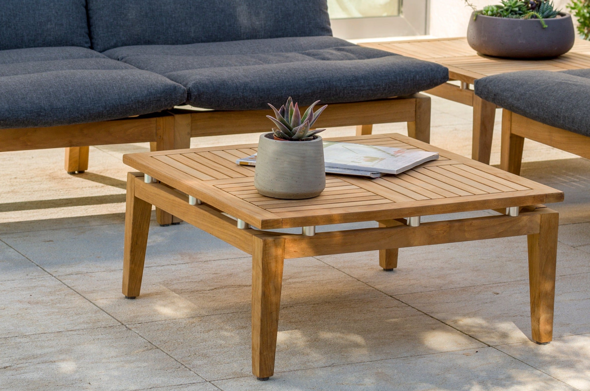 Arno Square Side Table LifestyleGarden US