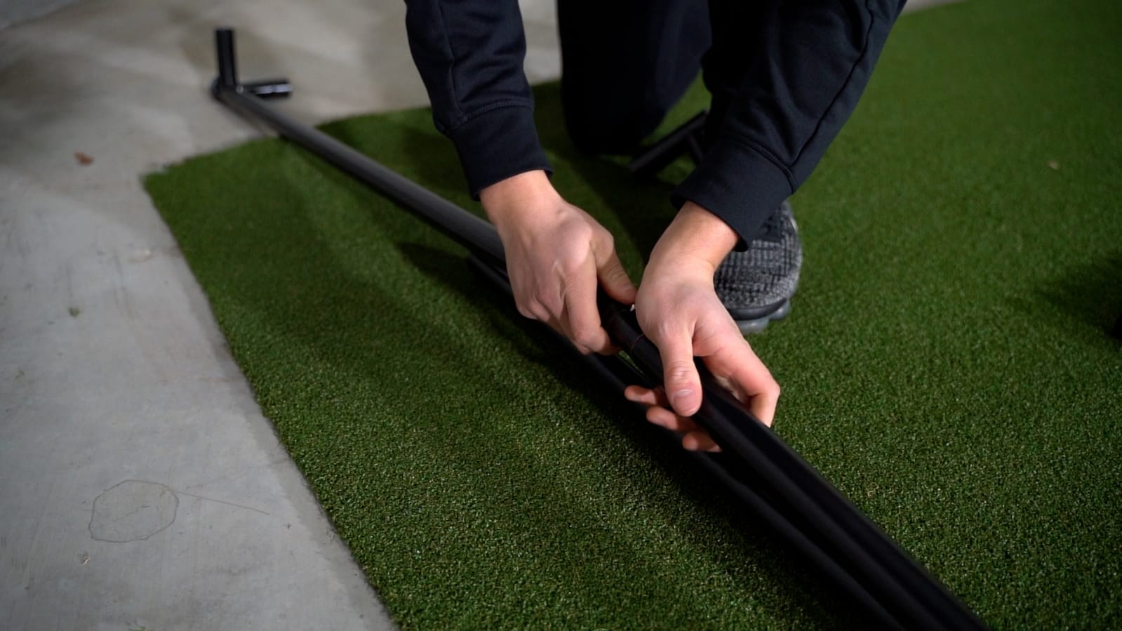 SimBox Golf Simulator Enclosure - 7 sizes, Pro + Impact Screen and Frame INCLUDES FREE SIDE BARRIERS GolfbaysUSA