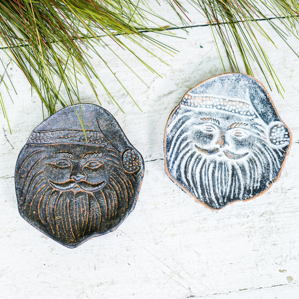 Rust Santa Hangable Cast Iron Dish Branches Designs