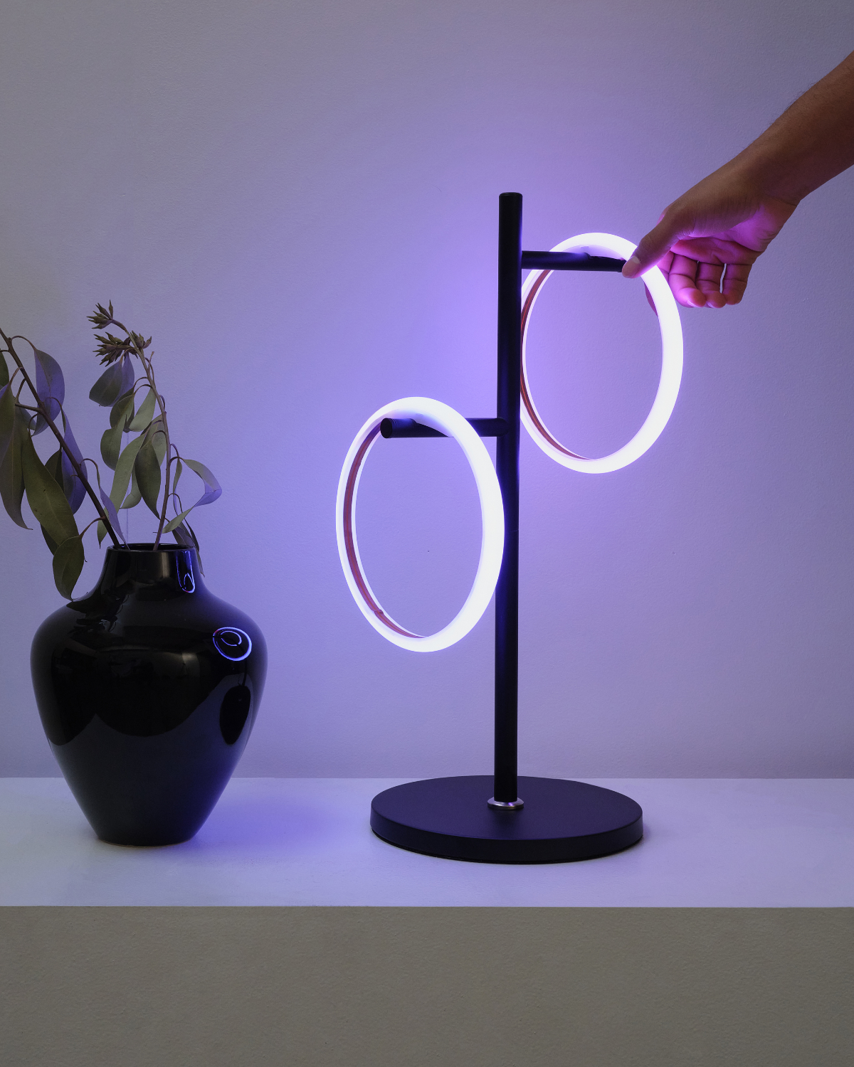 Saturn RGB Table Lamp Brightech
