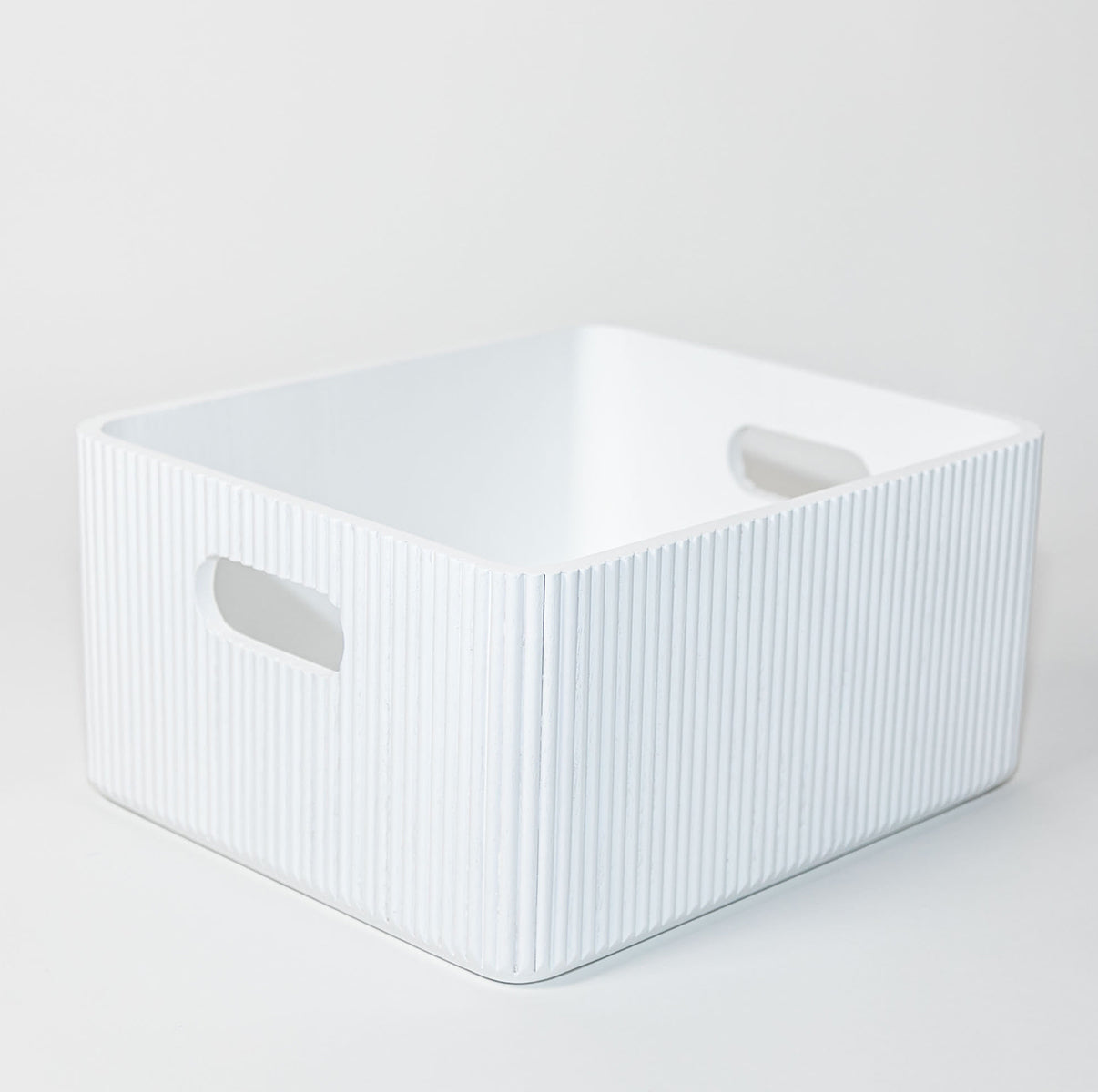 Wooden Ribbed Bins – White Horderly