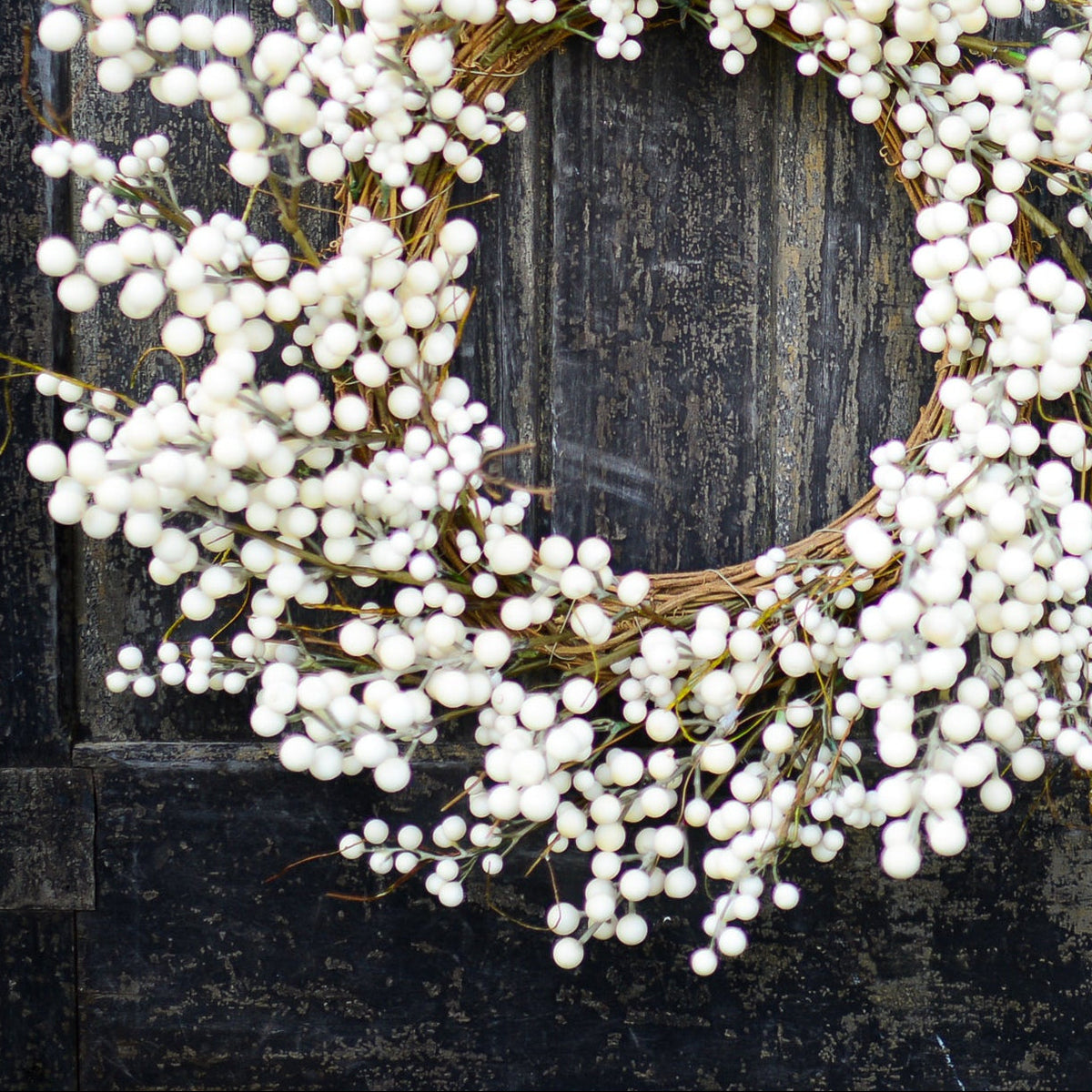 Cream Berry Wreath Branches Designs