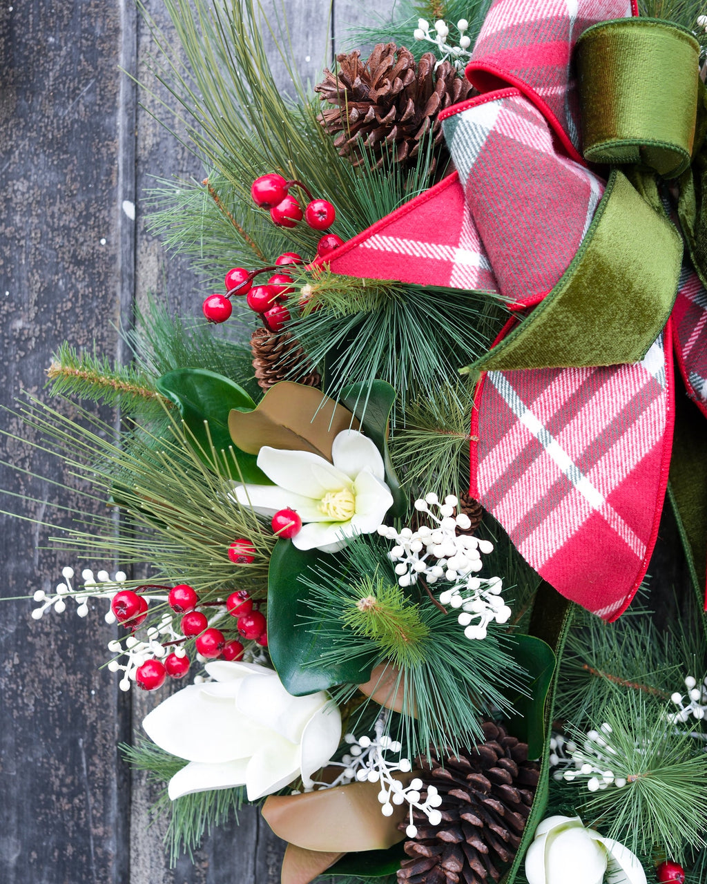 Sea Pines Holiday Wreath with Bow Branches Designs