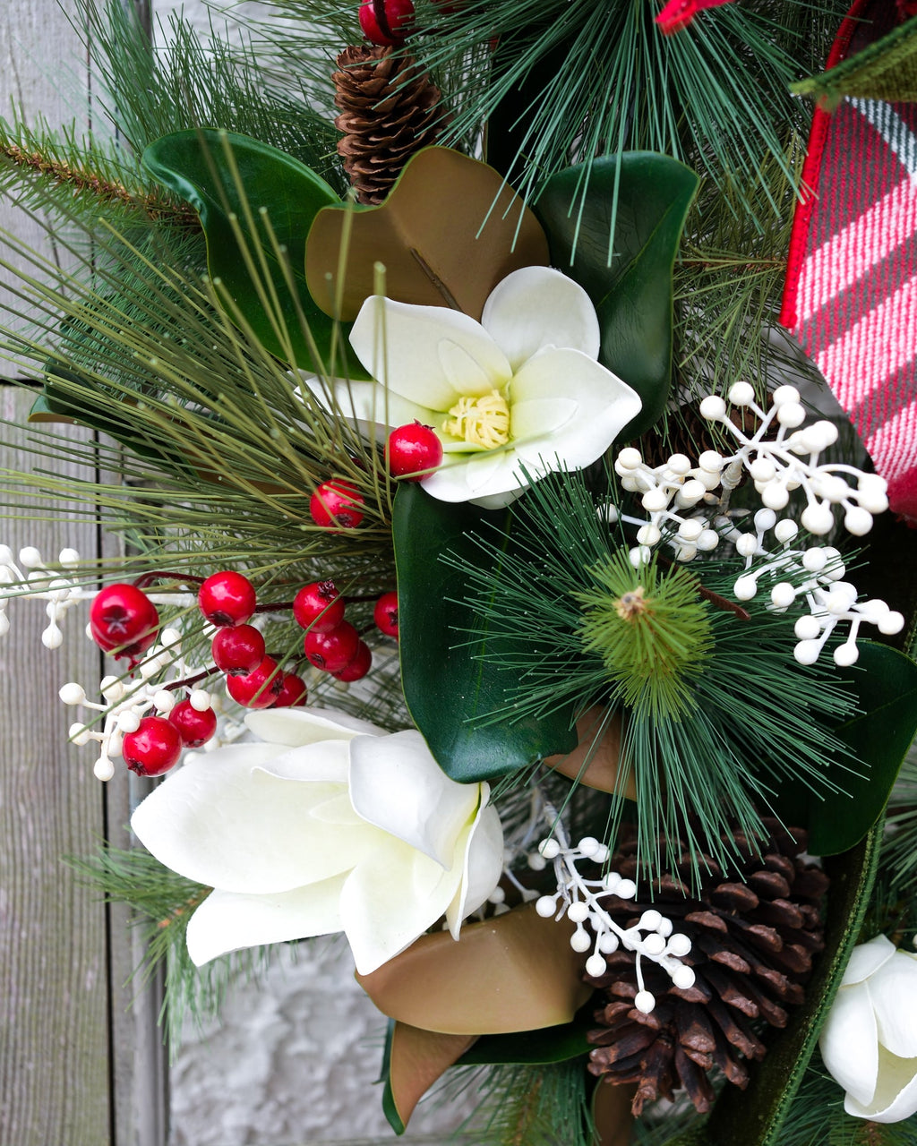 Sea Pines Holiday Wreath with Bow Branches Designs