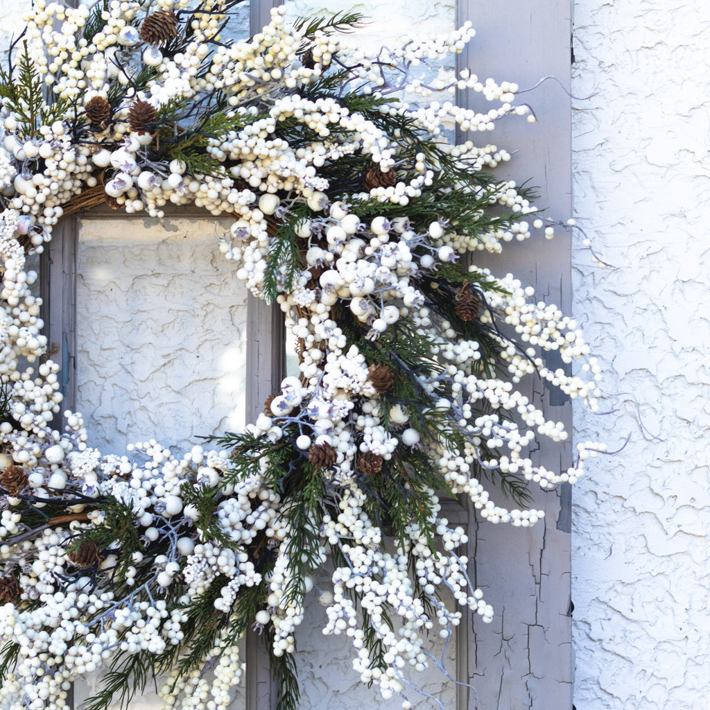 White Berry and Pine Wreath Branches Designs