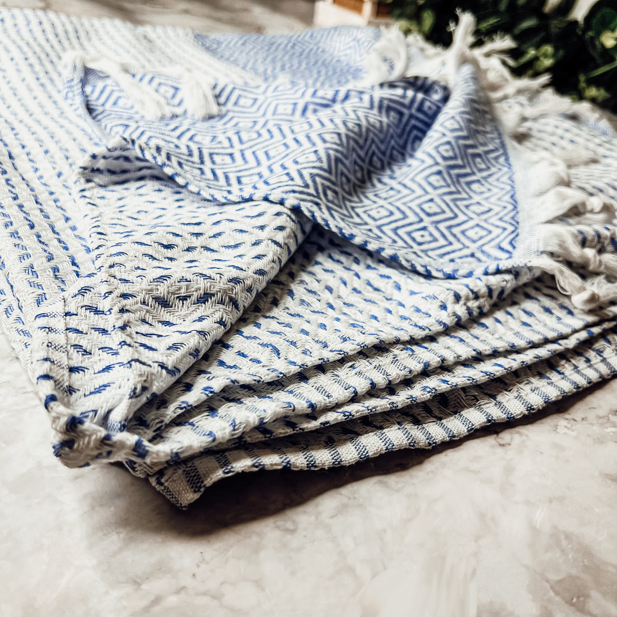 Azra Towel 200GSM Gia Roma