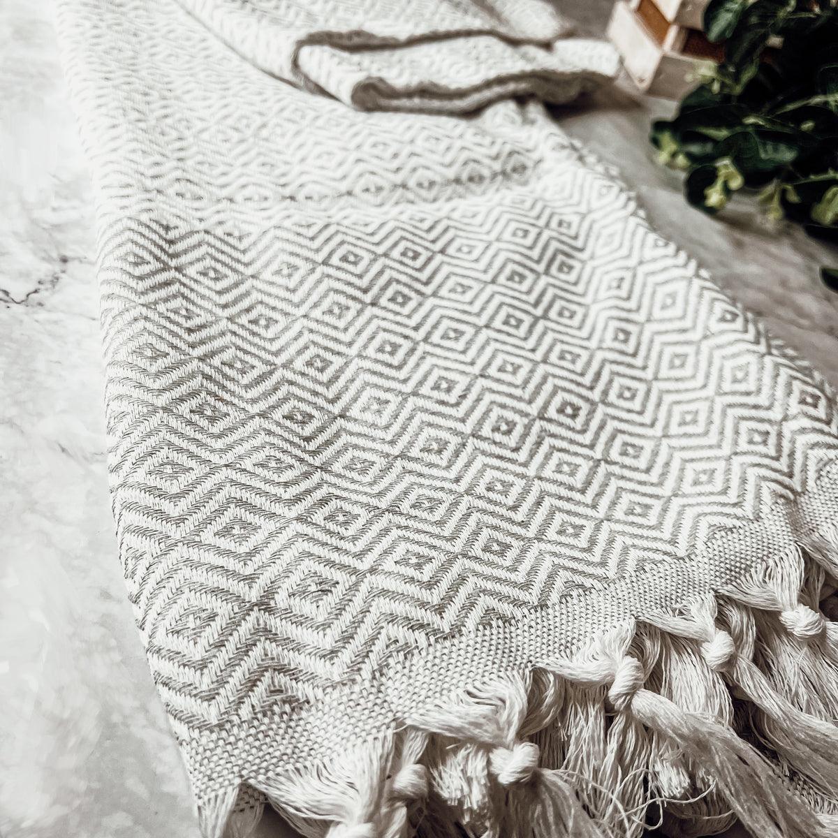 Azra Towel 200GSM Gia Roma
