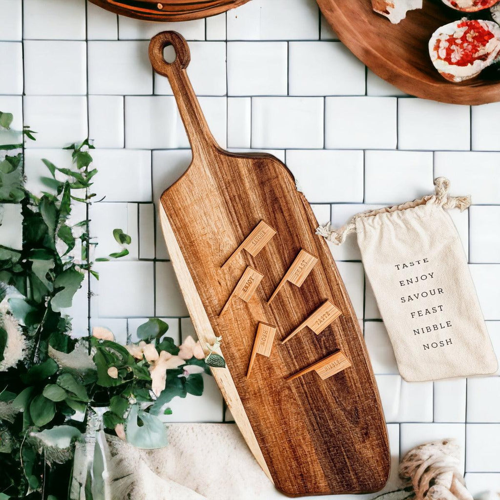 Board + Bamboo Markers | 23x8" Gia Roma