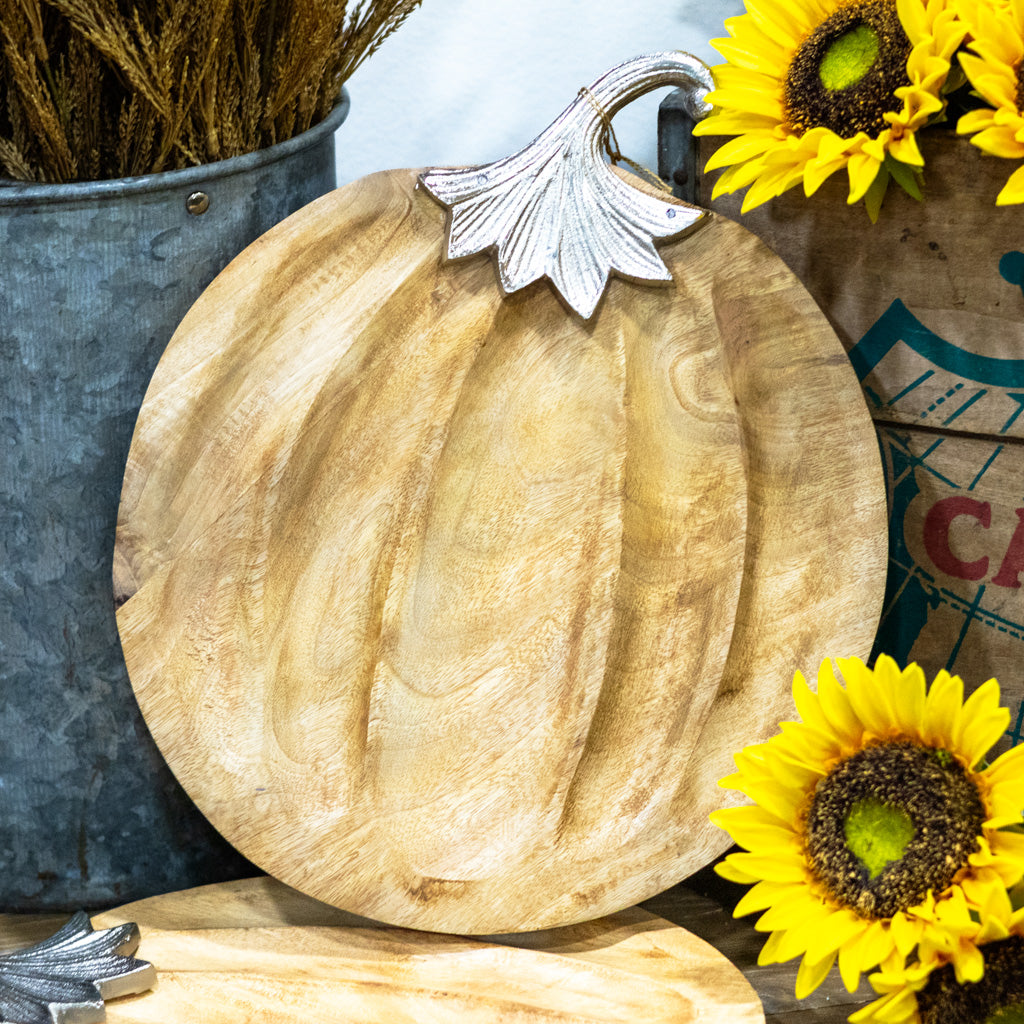 Pumpkin Plate Wood and Aluminum Branches Designs