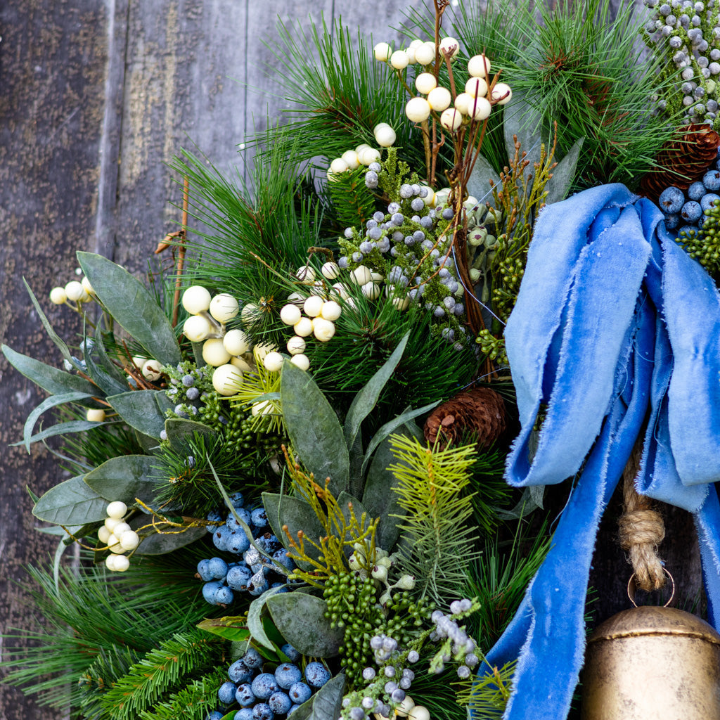 Blue Bell Wreath Branches Designs