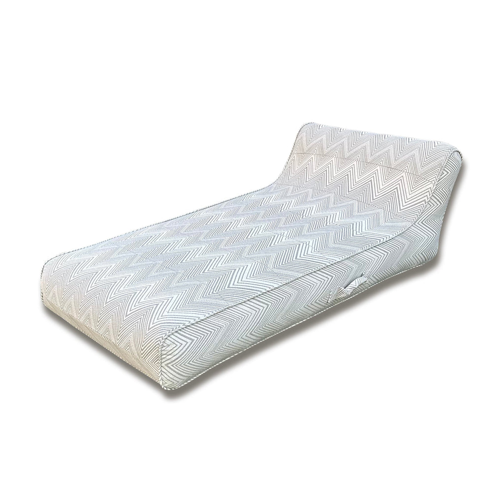 Luxe Linen-Like Inflatable Pool Lounge-Oyster Zag Floaté