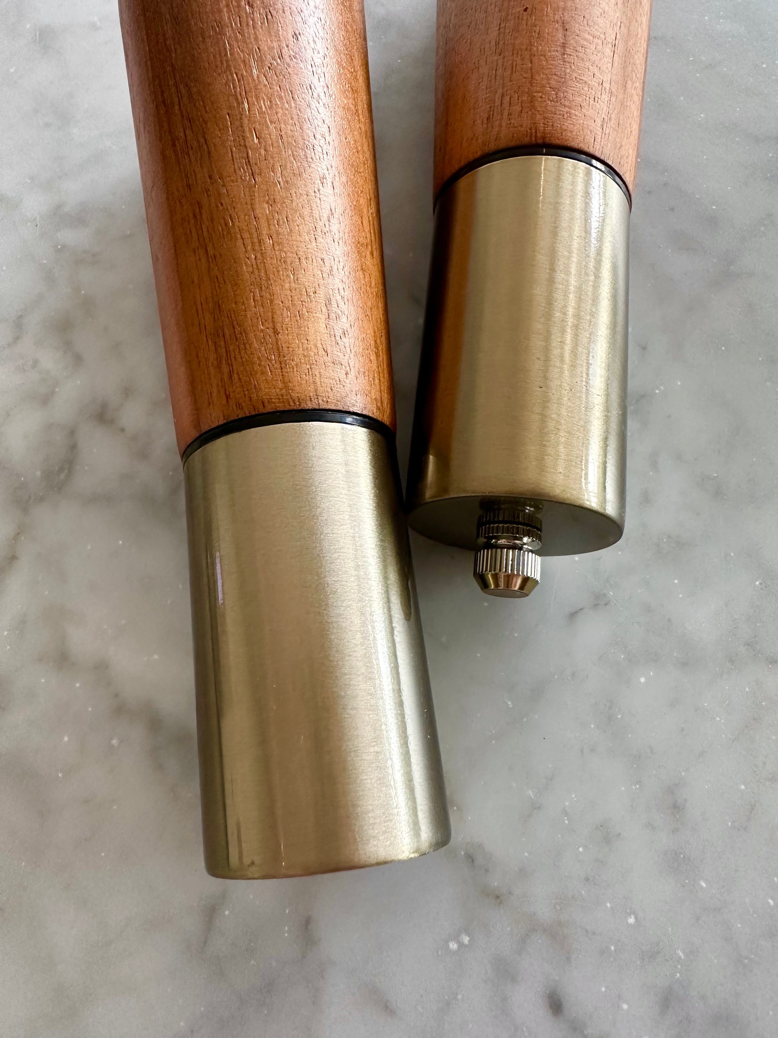 Portofino Acacia Salt and Pepper Grinders – Modern Wooden Kitchen Set Busa Designs
