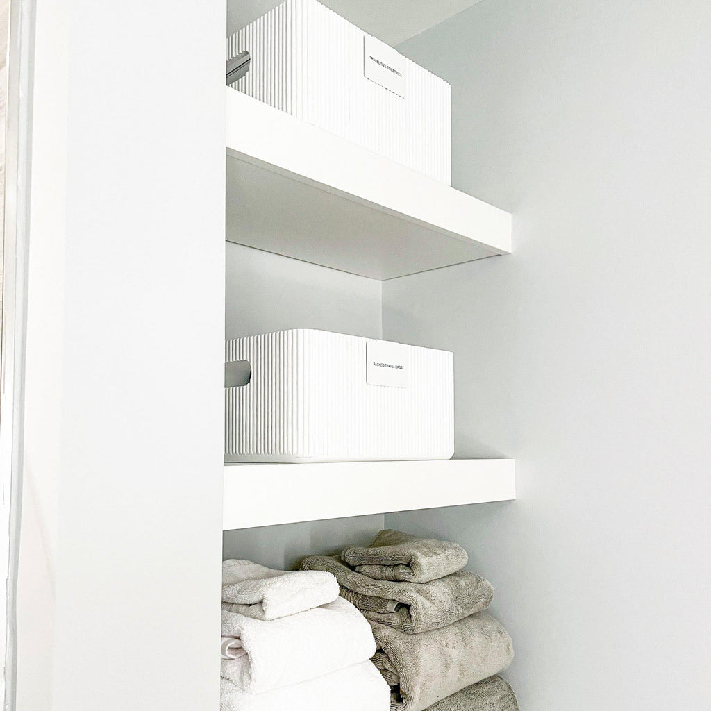 Wooden Ribbed Bins – White Horderly