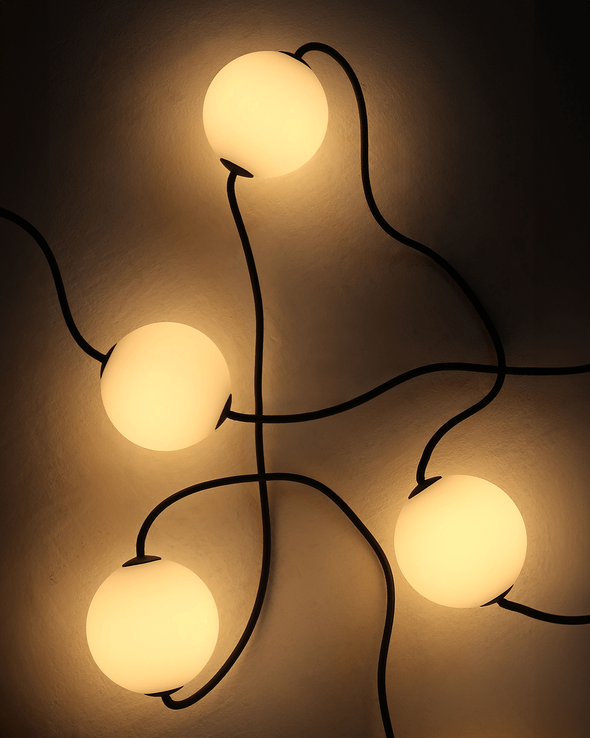 Orb Plug-in String Lights Brightech