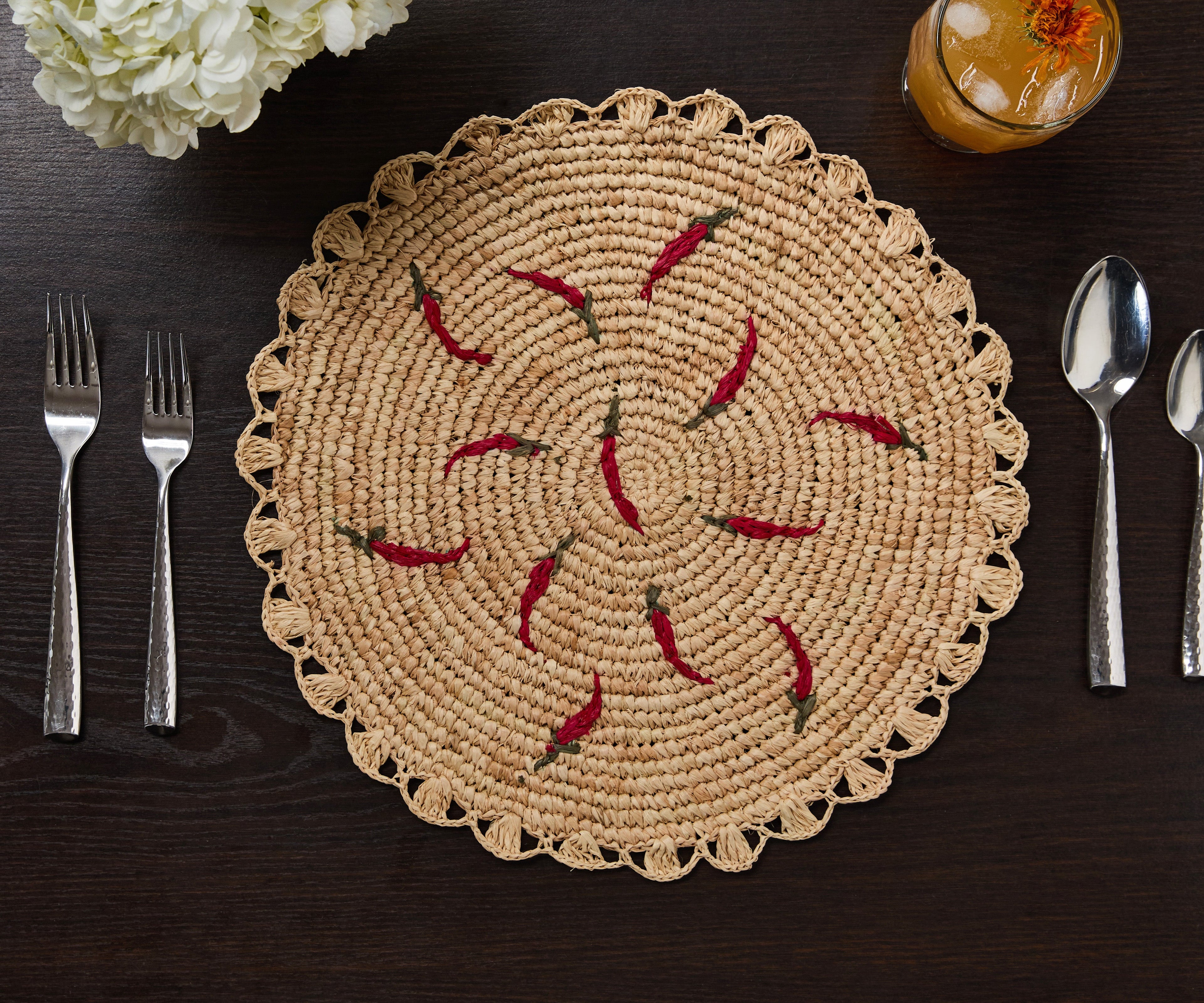 Scattered Chili Handwoven Raffia Round Placemat – Artisan Table Décor