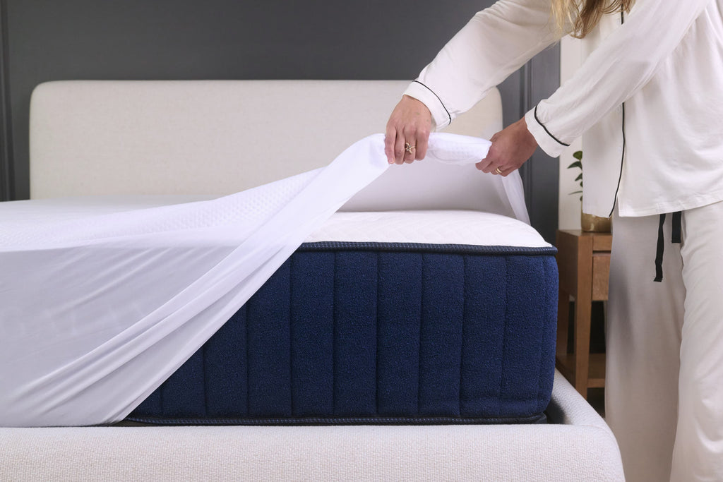 Waterproof Knit Mattress Protector Moon Pod