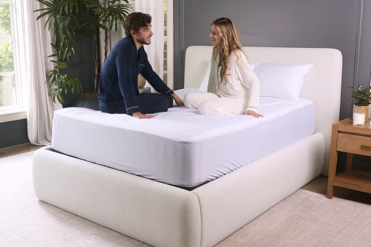 Waterproof Knit Mattress Protector Moon Pod