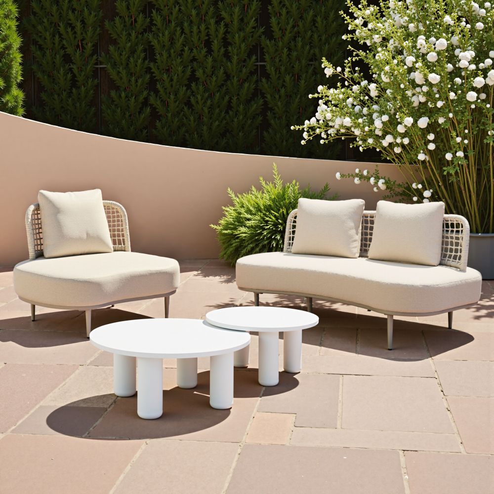 Ruhe Olefin Fabric Outdoor Accent Chair LOOMLAN