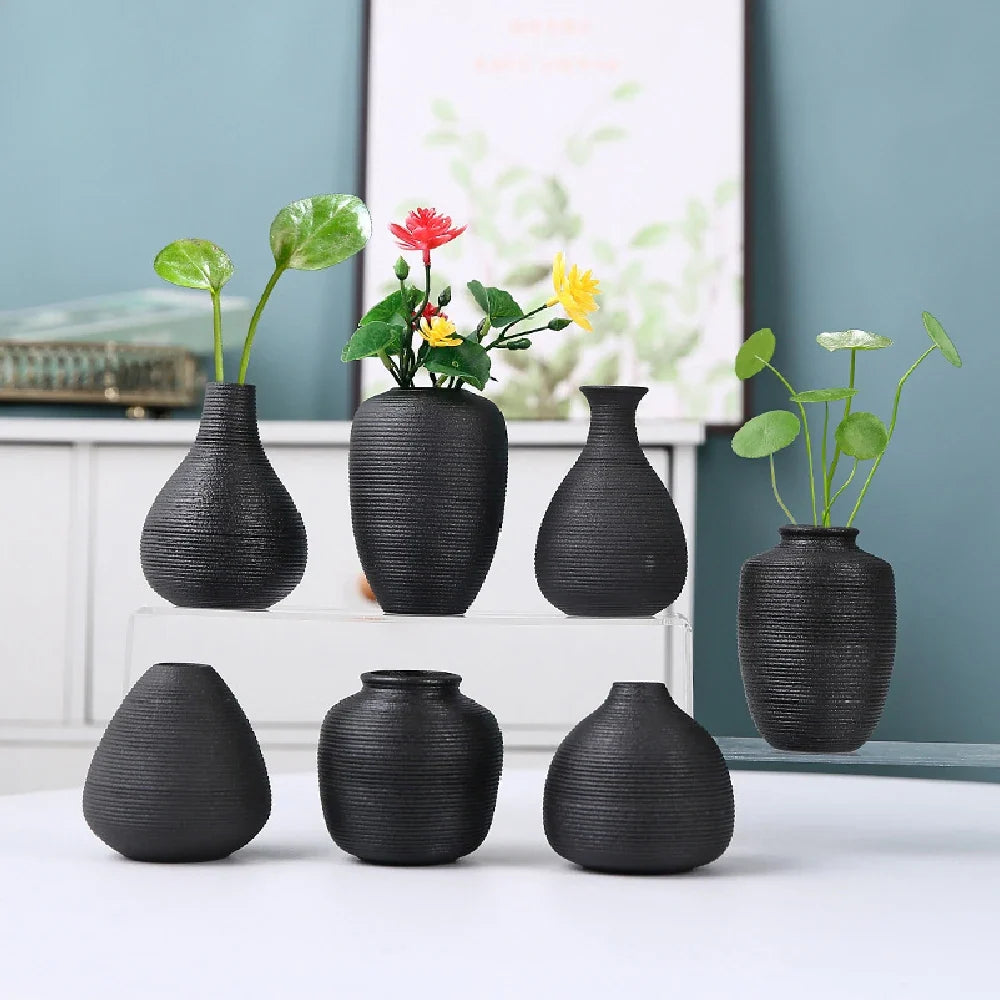 Simple Small Black Ceramic Vase DECORBITES
