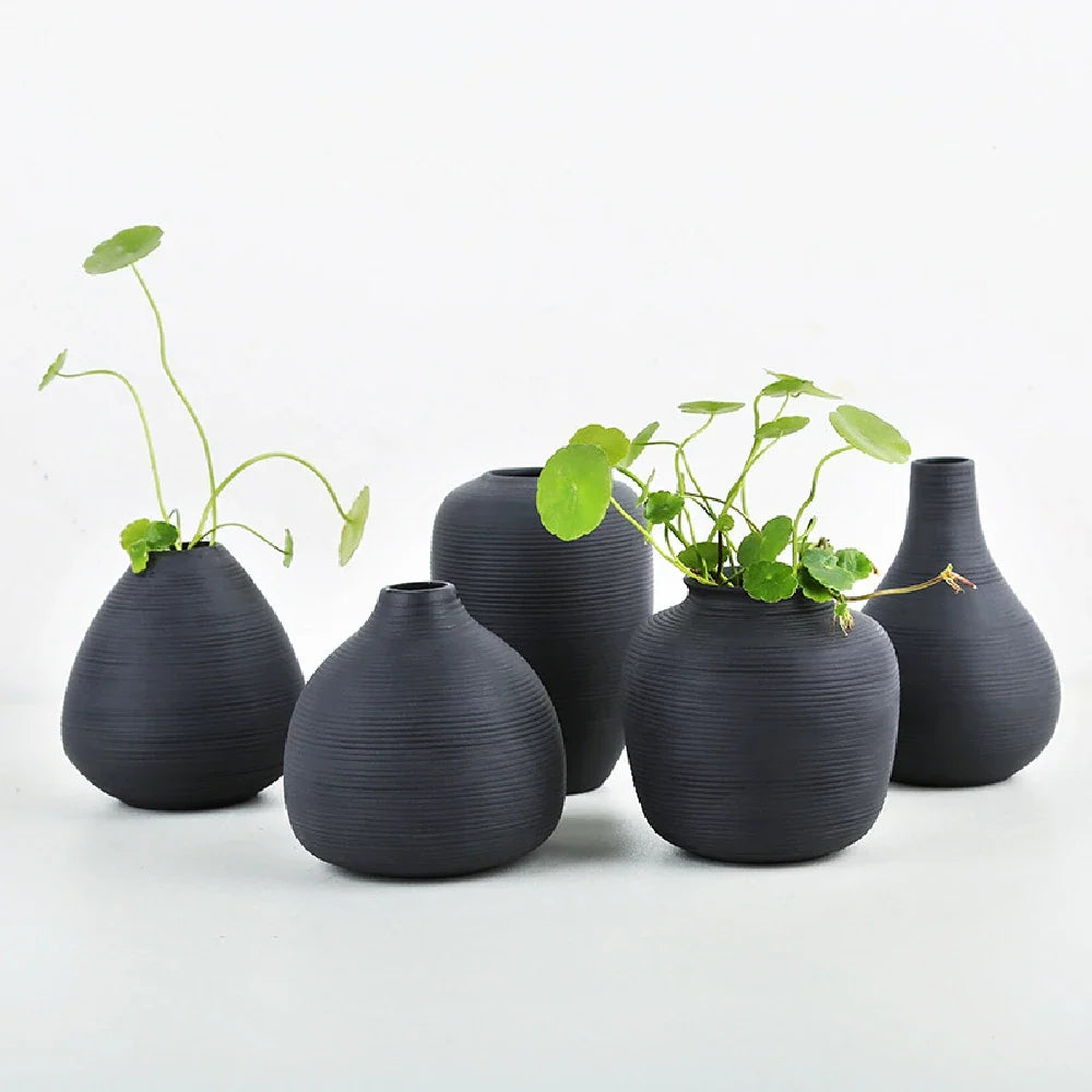 Simple Small Black Ceramic Vase DECORBITES