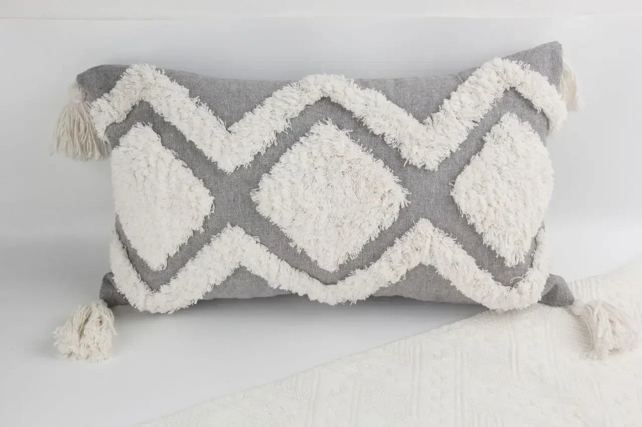 DecorBites™ Geometric Tufted Tassel Cushion Cover 30x50cm