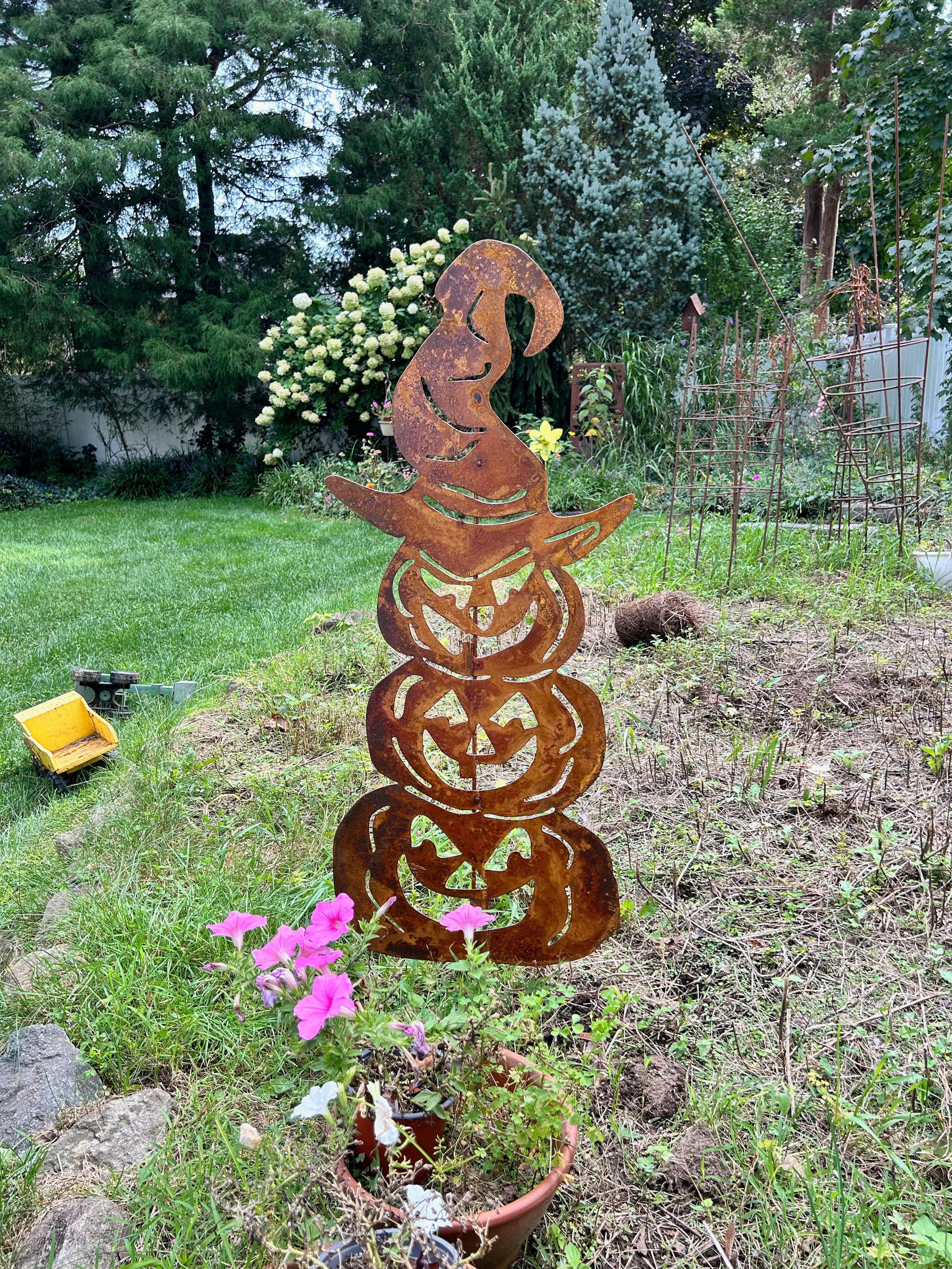 Three Stacked Pumpkins / Outdoor Halloween Decoration Rustica Ornamentals