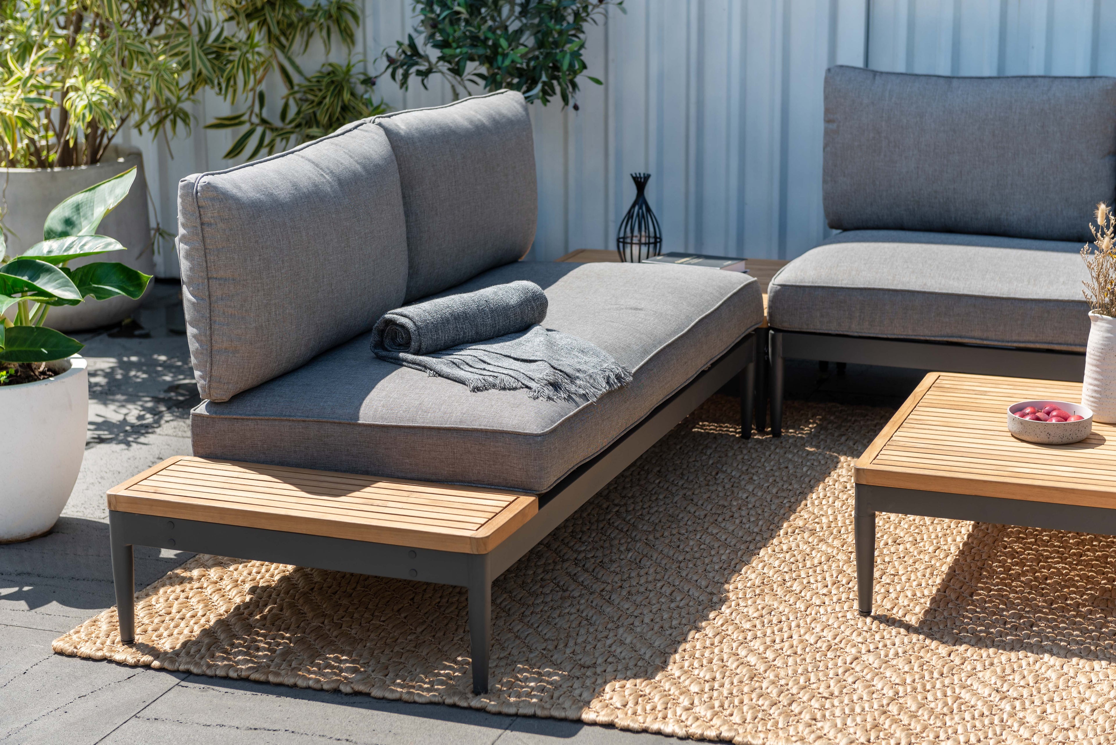 Topaz 3pc Seating Set LifestyleGarden US