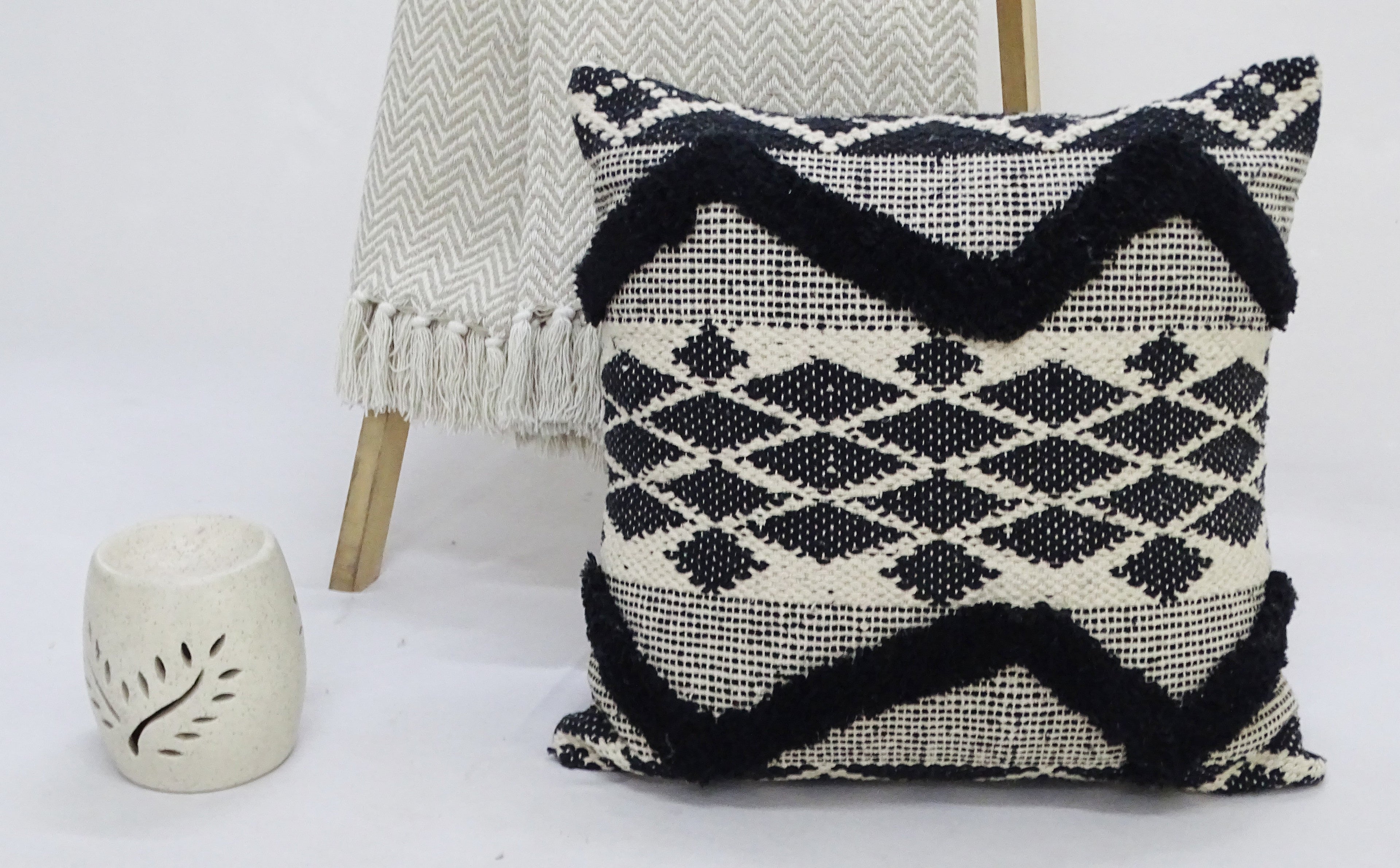 Decorative Tufted Chevron Pillow 20"x20" for Couch Vibhsa