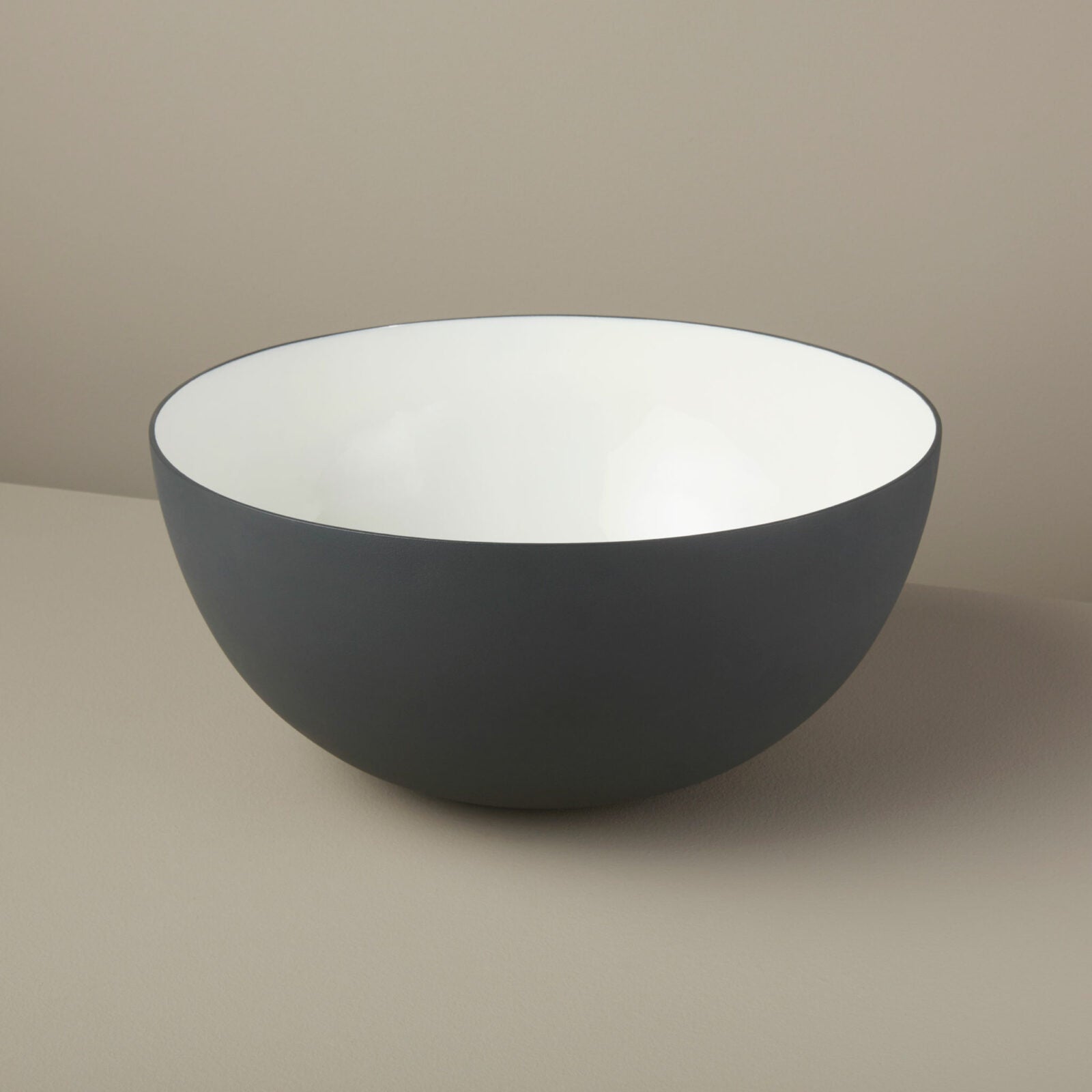 Alto Medium Bowl, Graphite Tea + Linen