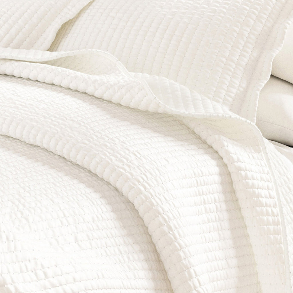 Solid Quilt - Alicia Collection Great Bay Home