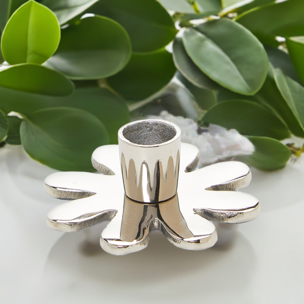 Decorative Silver Flower Candle Holder Vibhsa