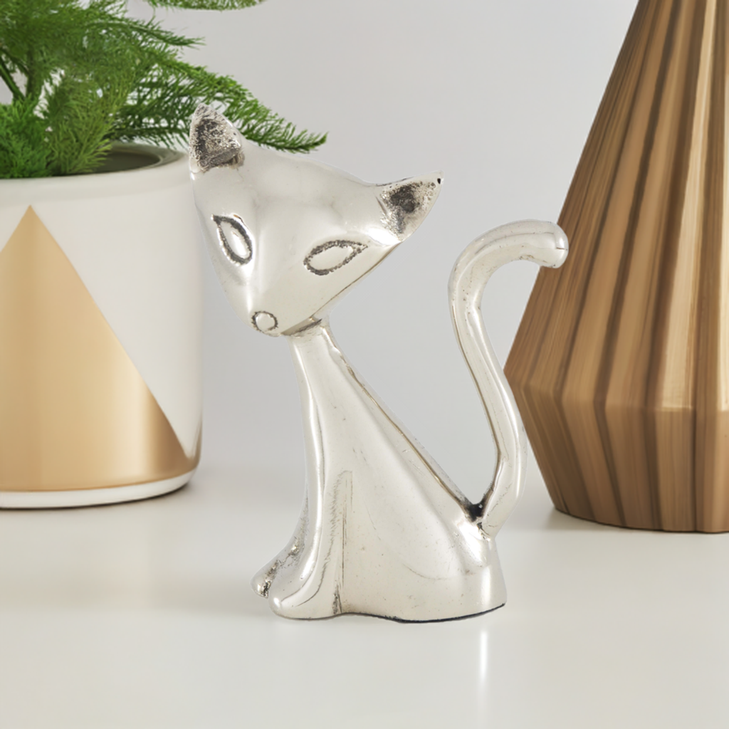 Vibhsa Cat Ring Holder (Silver) Vibhsa