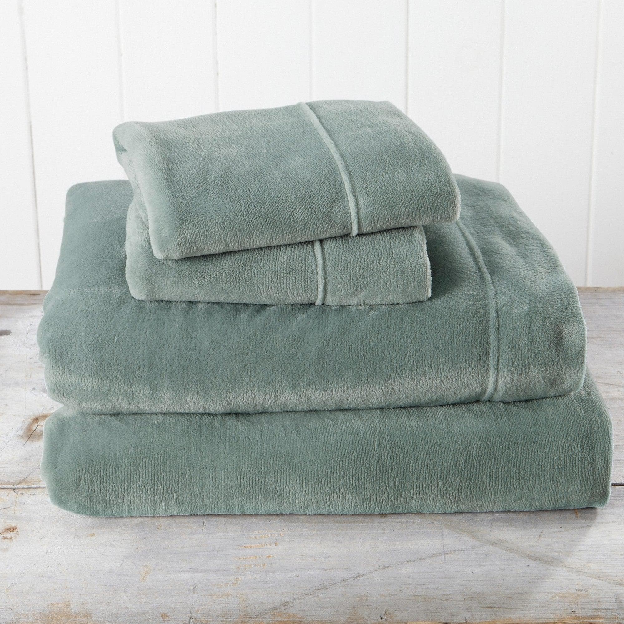 Solid Plush Sheet - Velvet Luxe Collection Great Bay Home