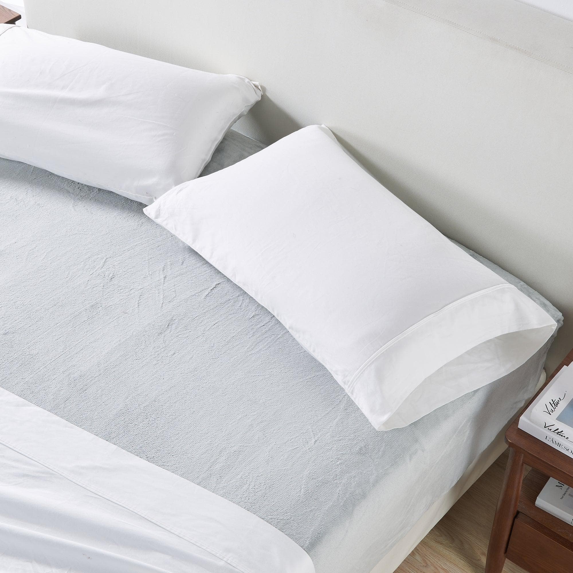 Solid Plush Fitted Sheet - Velvet Luxe Collection Great Bay Home