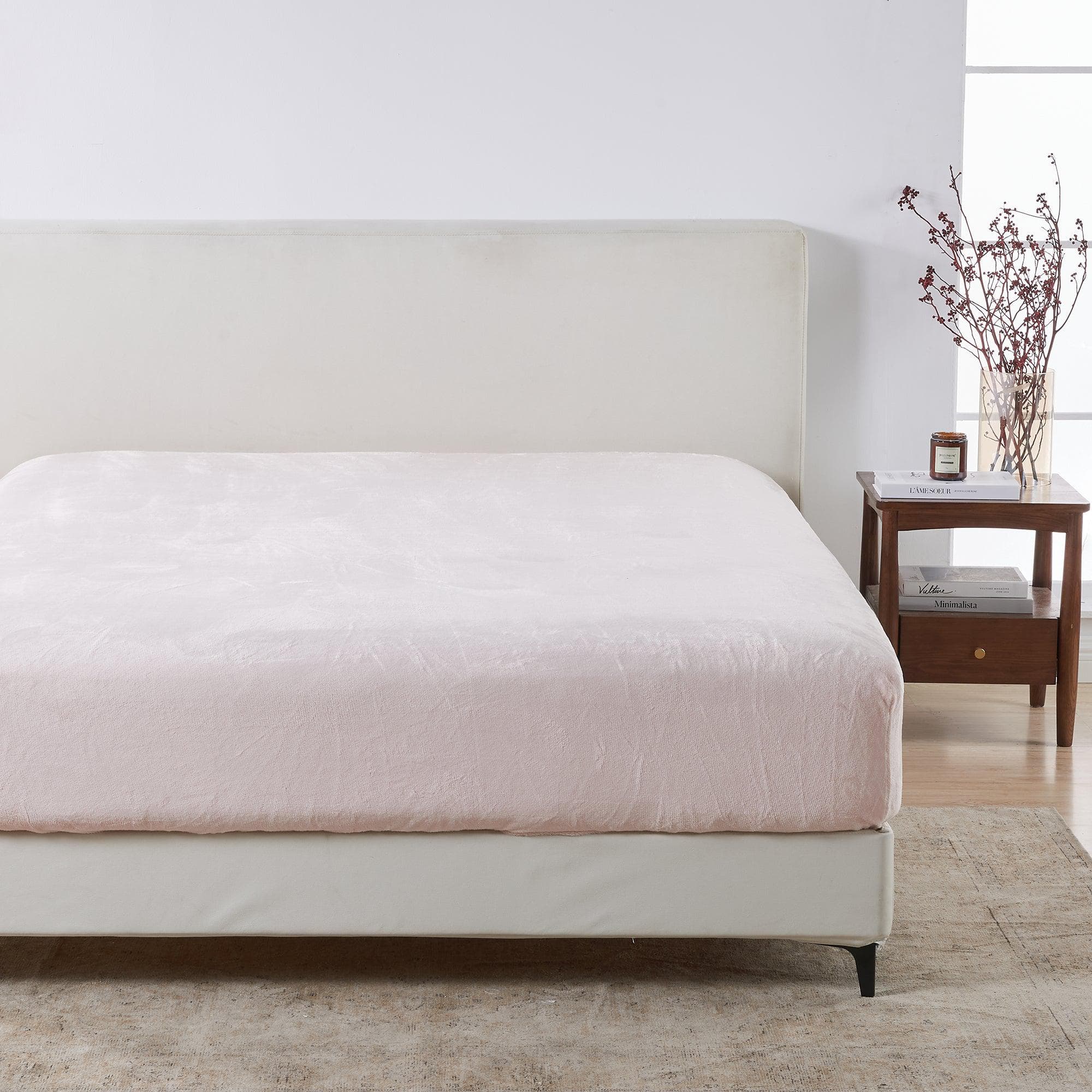 Solid Plush Fitted Sheet - Velvet Luxe Collection Great Bay Home
